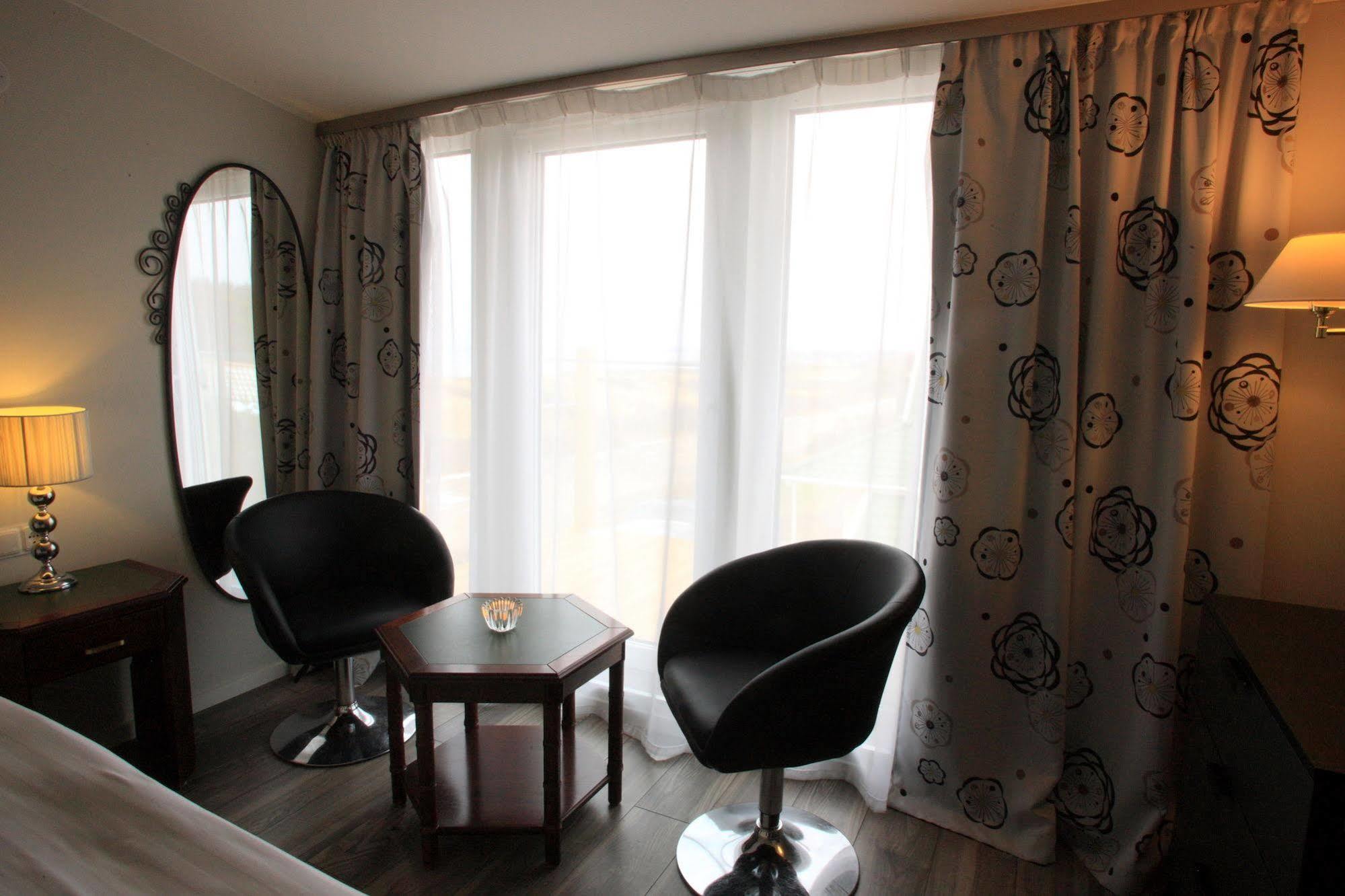 Vejby Strand Hotel Vejbystrand ภายนอก รูปภาพ