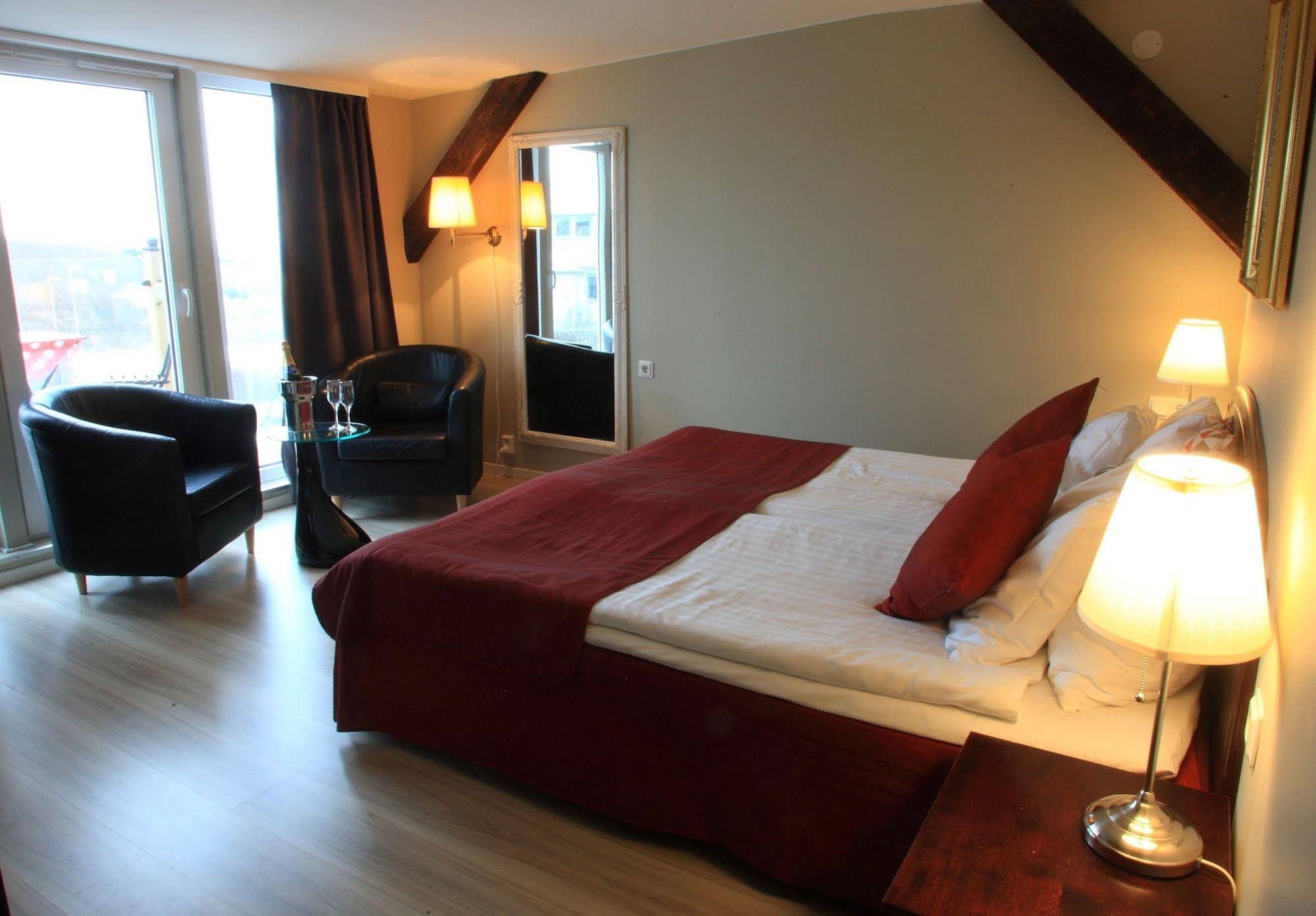 Vejby Strand Hotel Vejbystrand ภายนอก รูปภาพ